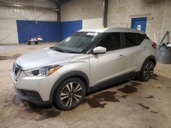  Salvage Nissan Kicks