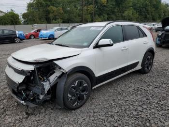  Salvage Kia Niro