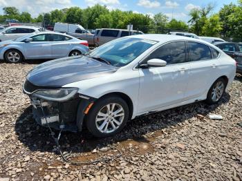  Salvage Chrysler 200