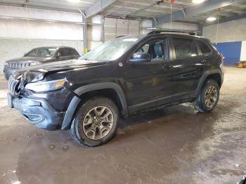  Salvage Jeep Cherokee