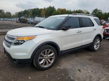  Salvage Ford Explorer