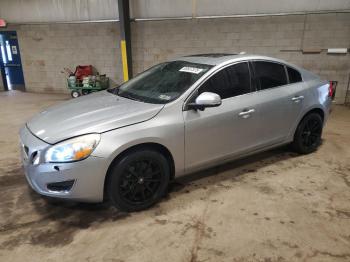 Salvage Volvo S60