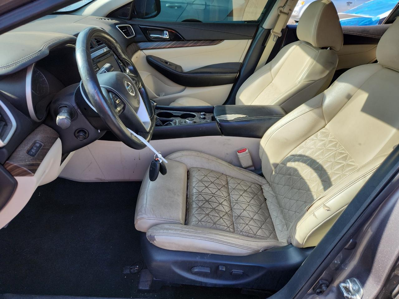 Nissan Maxima 3.5s Image 10