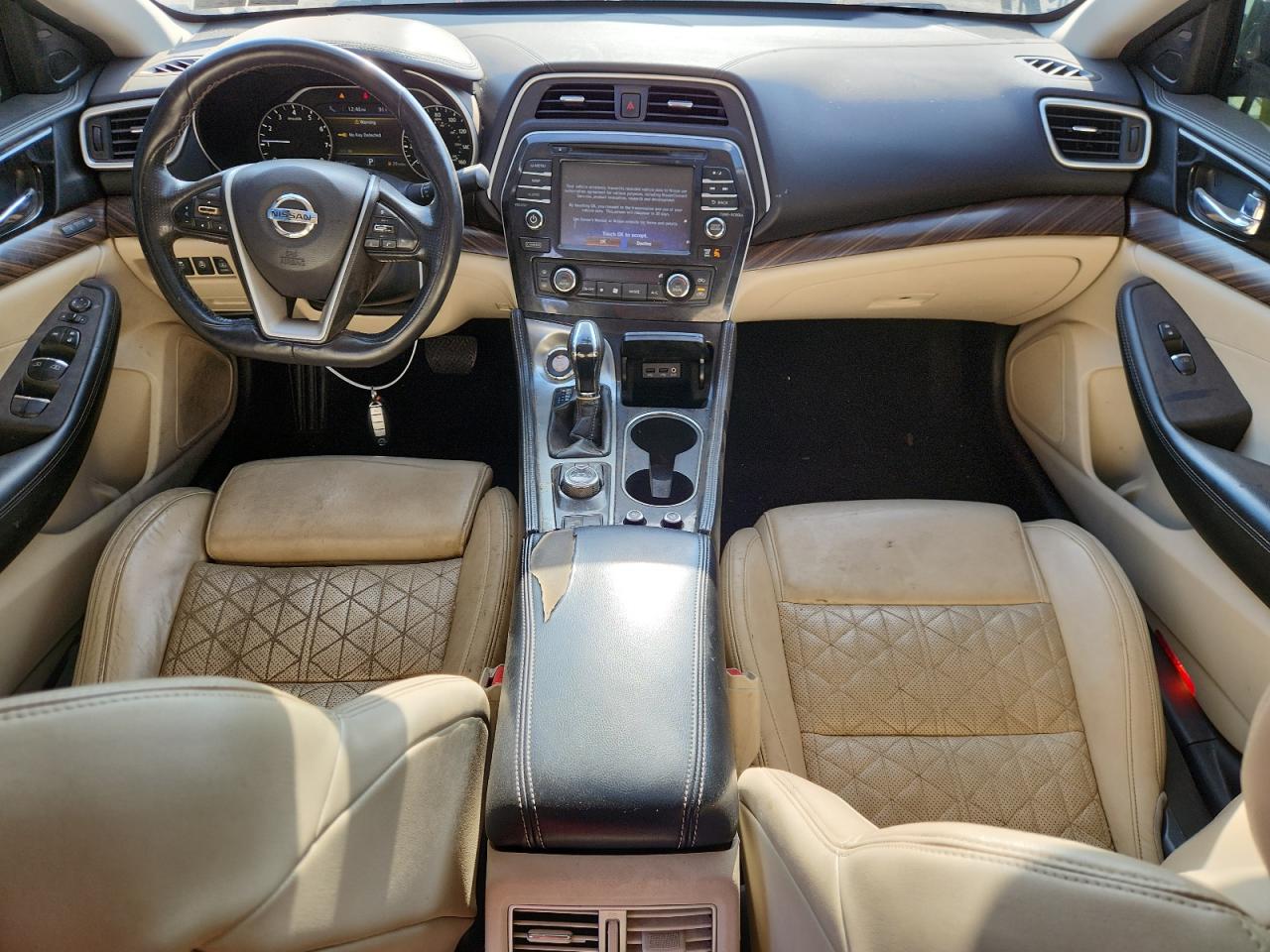 Nissan Maxima 3.5s Image 2