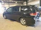 Toyota Sienna Le Image 2