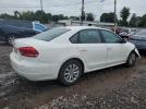 Volkswagen Passat S Image 7