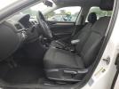 Volkswagen Passat S Image 6