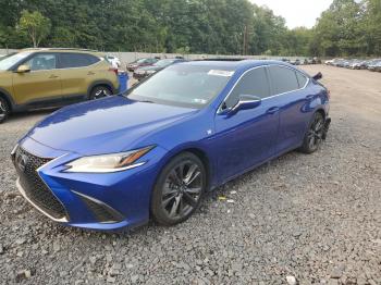 Salvage Lexus Es