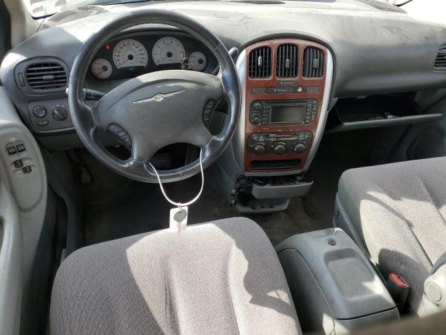 Chrysler Minivan Touring Image 10