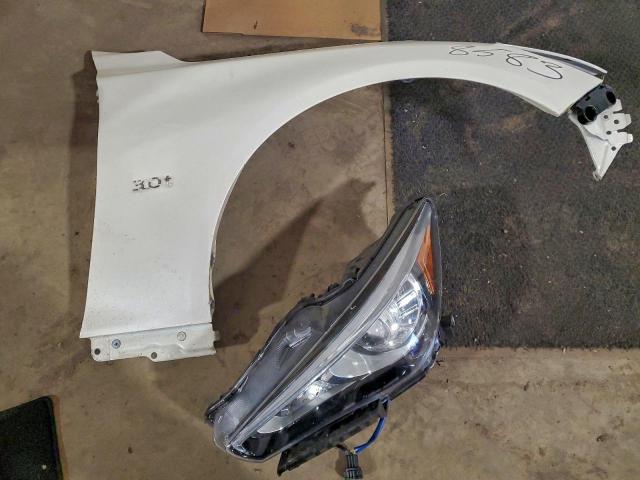 INFINITI Q50 Luxe Image 10