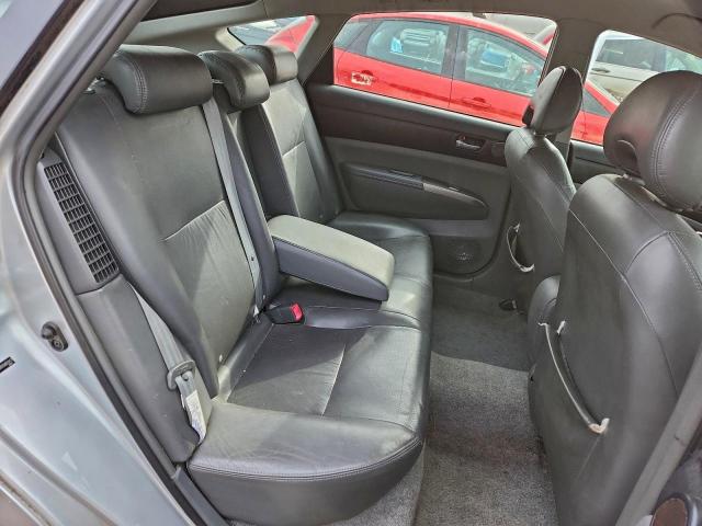 Toyota Prius Image 12