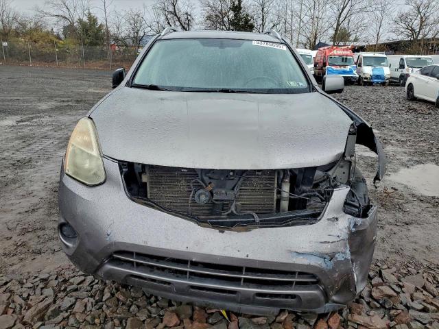 Nissan Rogue S Image 6