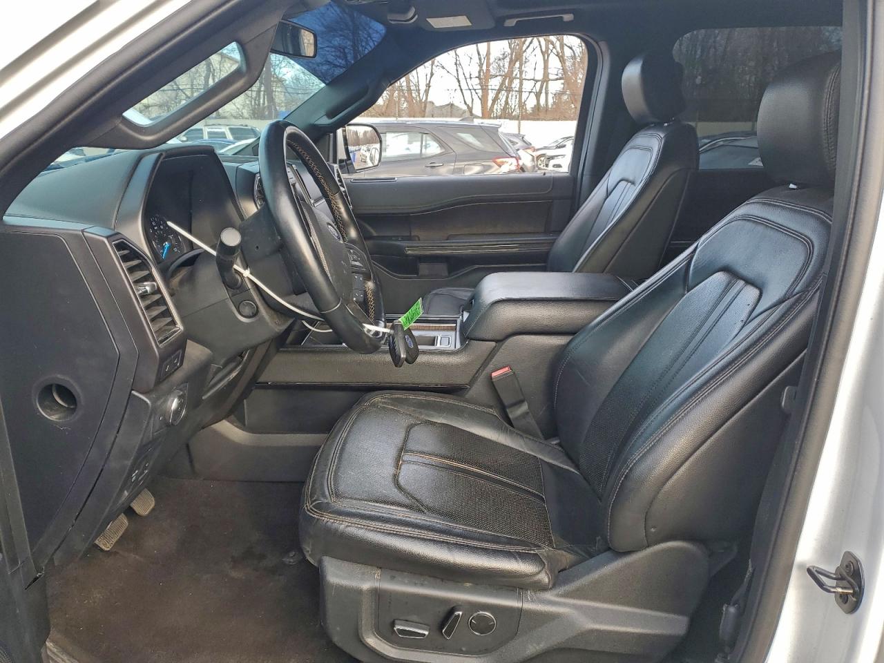 Ford Expedition Max Limited Image 9