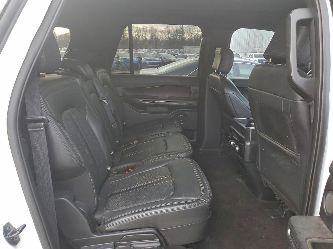Ford Expedition Max Limited Image 6