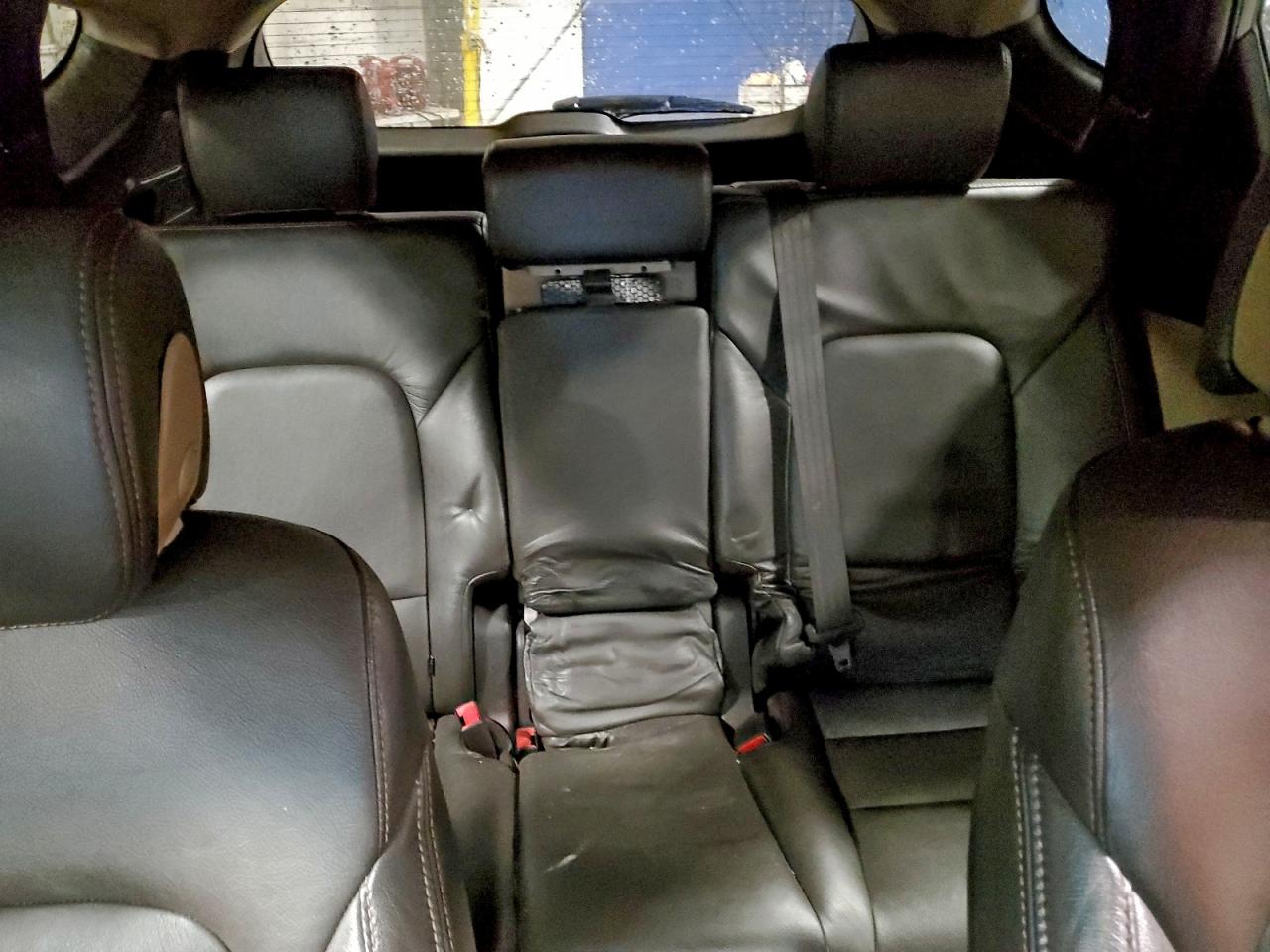 Hyundai SANTA FE Image 12