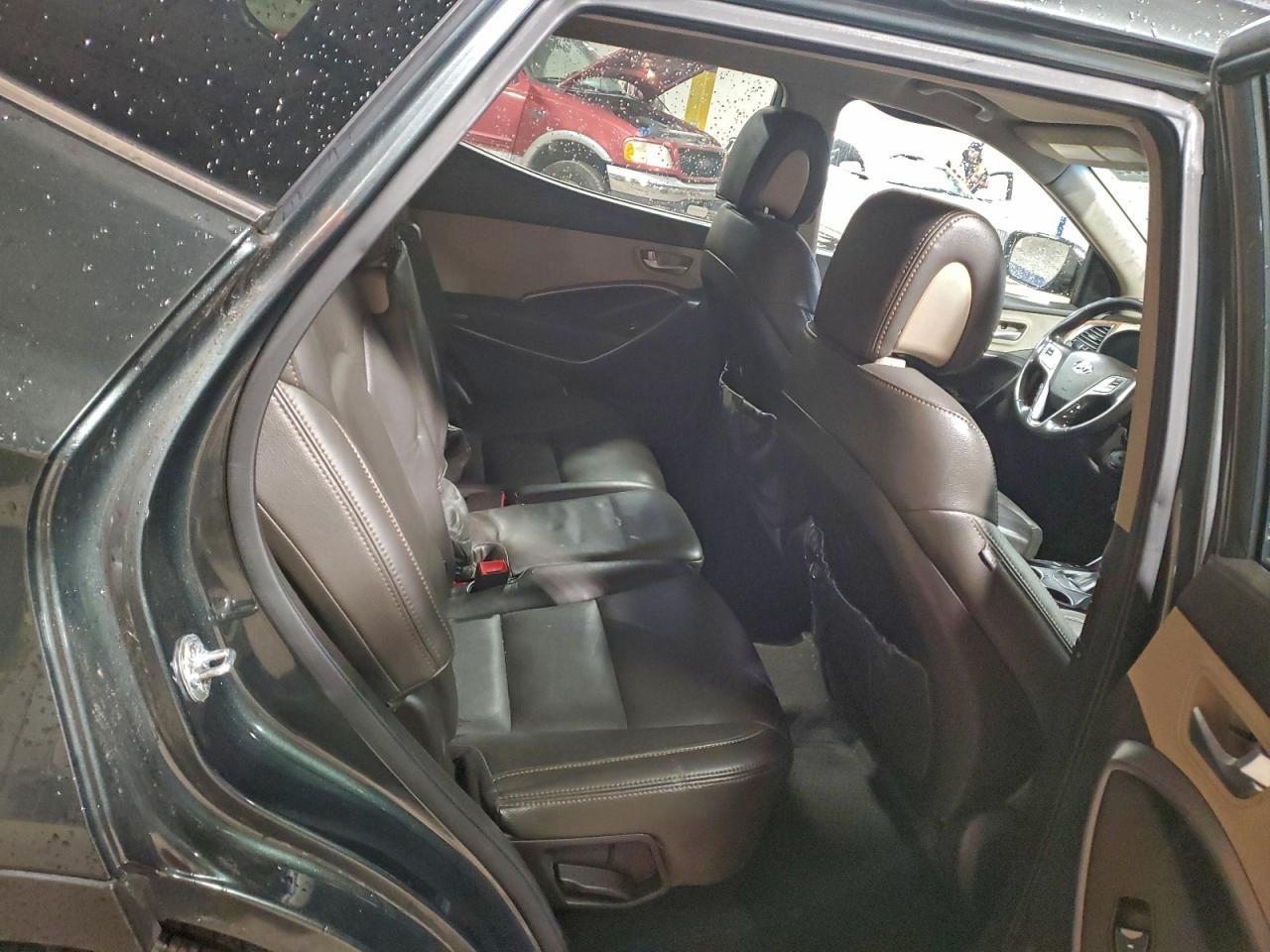 Hyundai SANTA FE Image 3