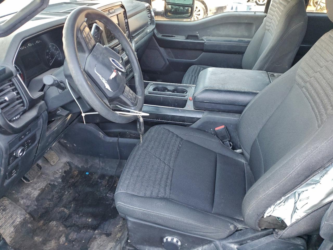 Ford F-150 Super Cab Image 2