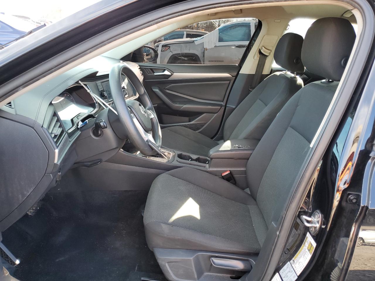 Volkswagen Jetta S Image 13