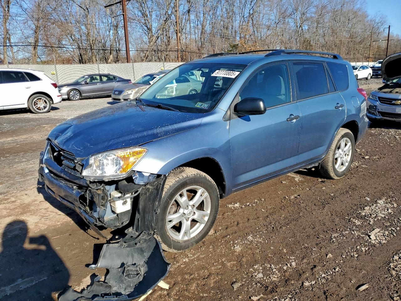 Toyota RAV4 Image 1
