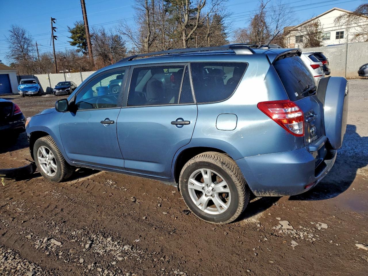 Toyota RAV4 Image 7