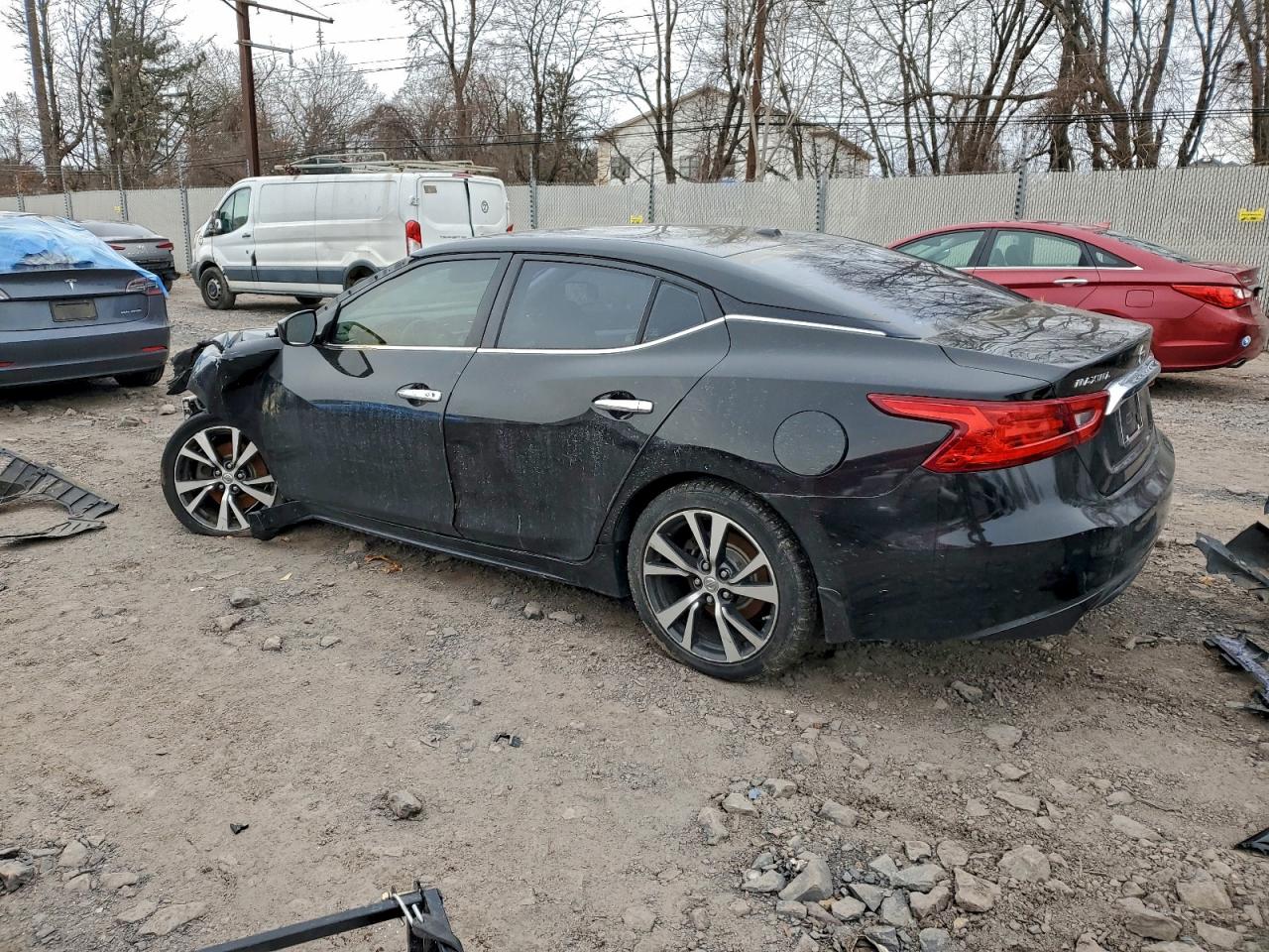 Nissan Maxima 3.5s Image 6