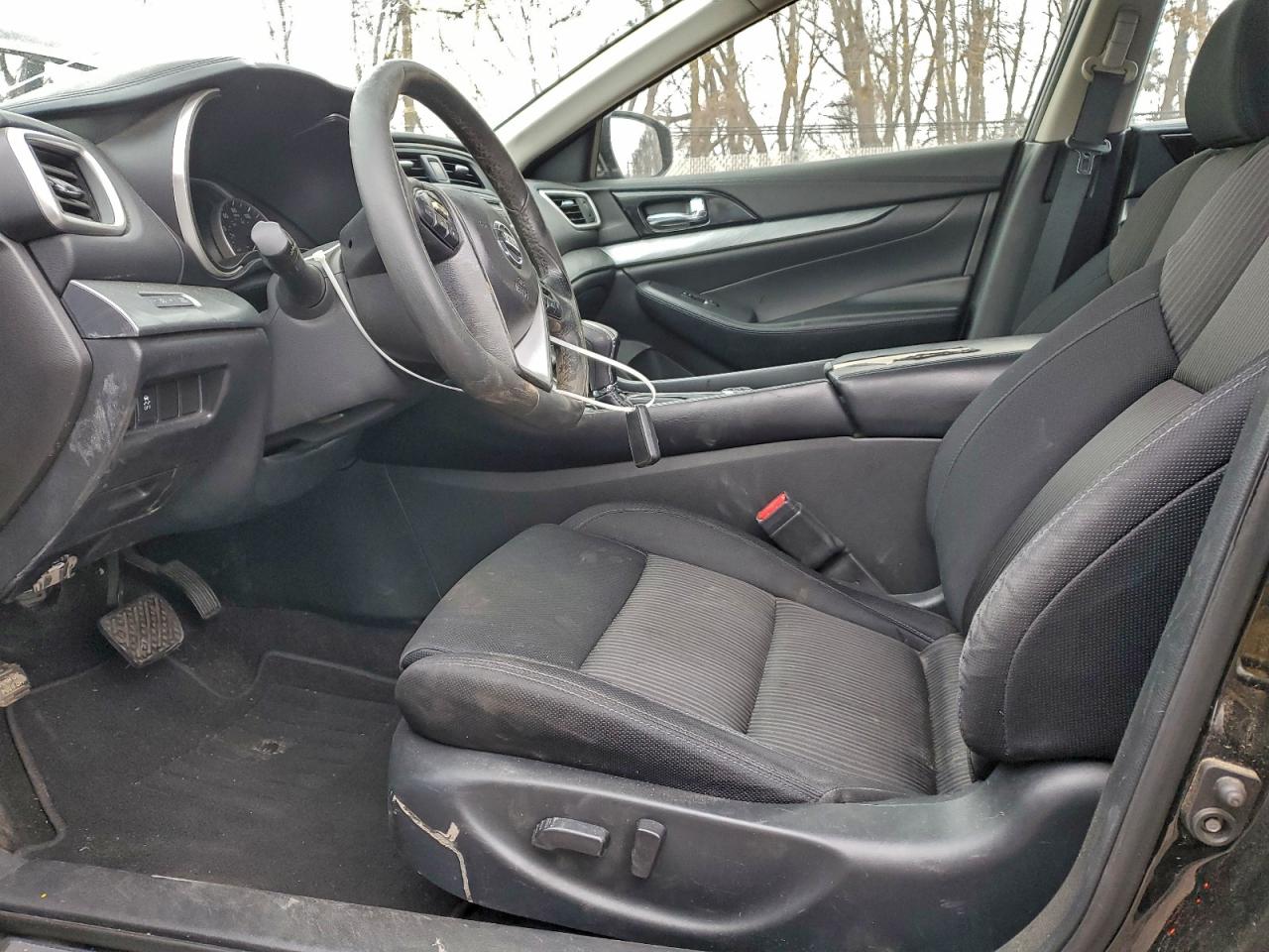 Nissan Maxima 3.5s Image 7