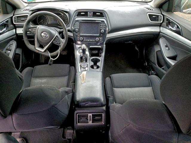 Nissan Maxima 3.5s Image 9