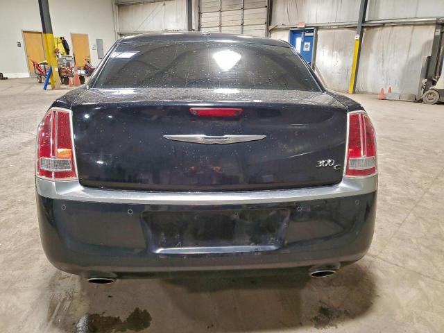 Chrysler 300 Luxury Image 6