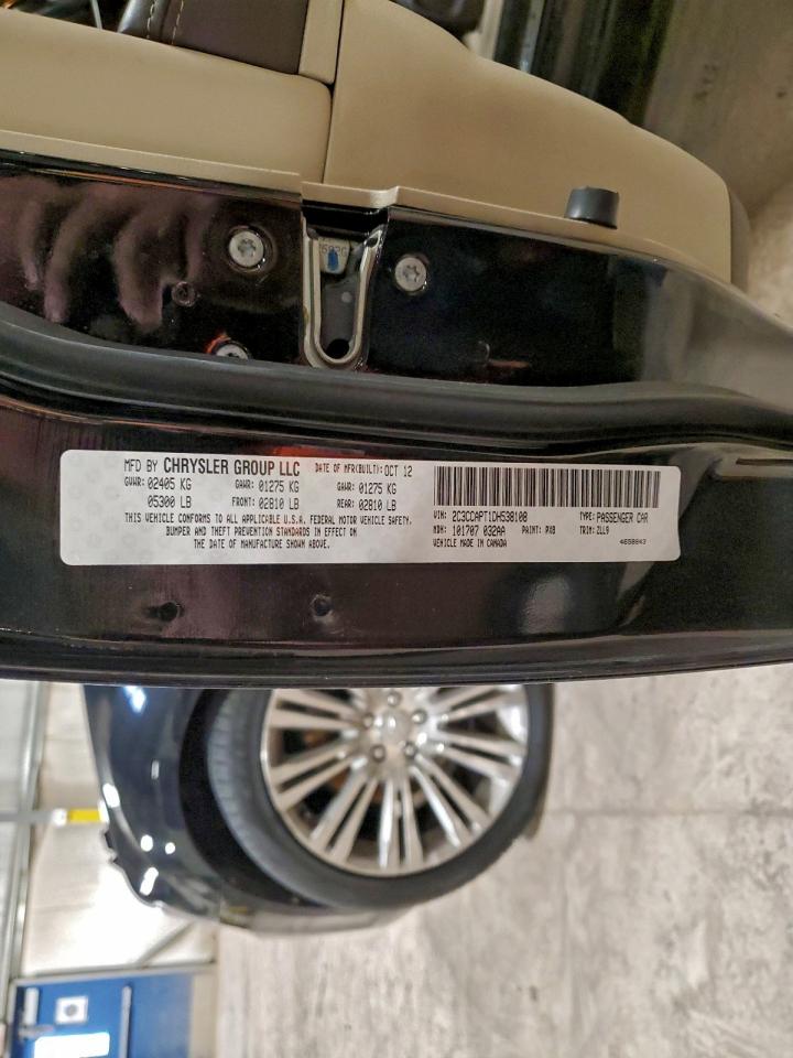 Chrysler 300 Luxury Image 12