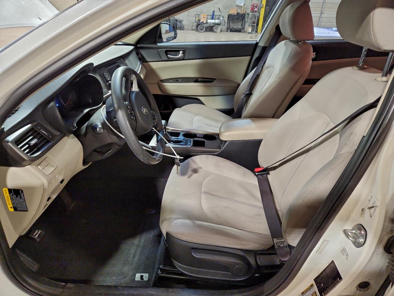 Kia Optima Lx Image 4