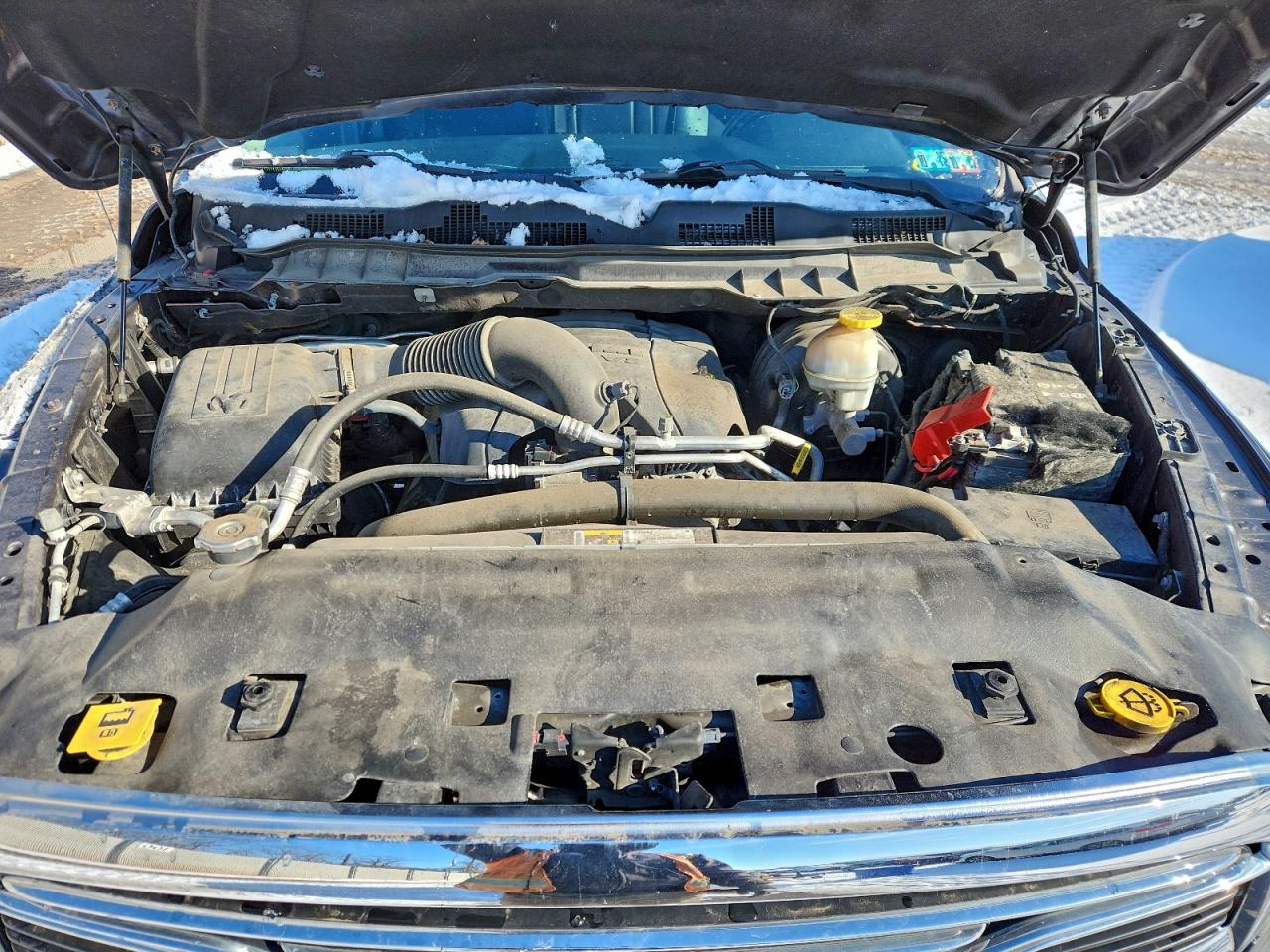 Ram 1500 Laramie Image 9