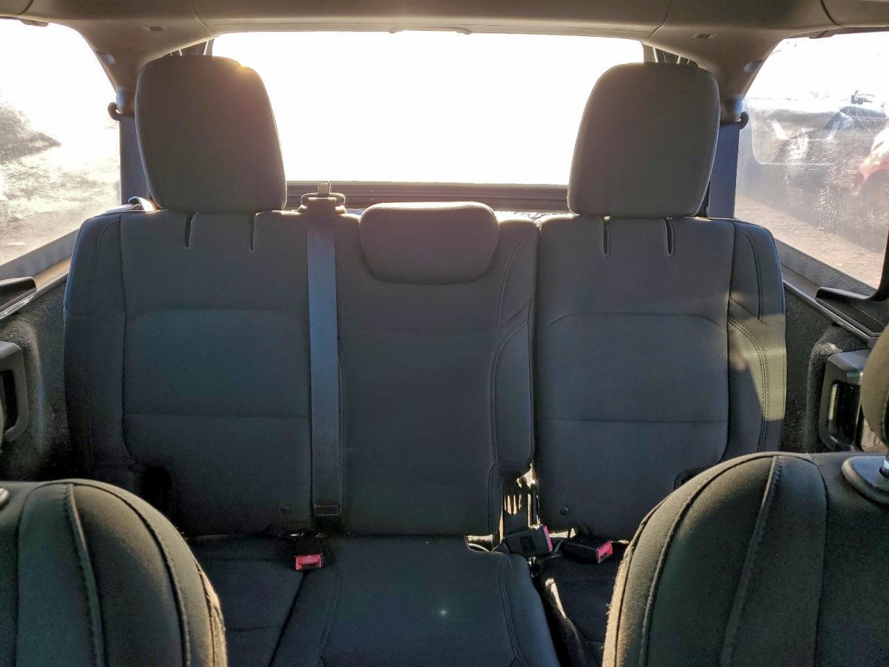 Jeep Wrangler Sport Image 6