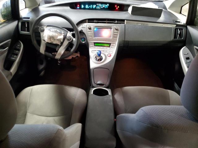 Toyota Prius Image 8