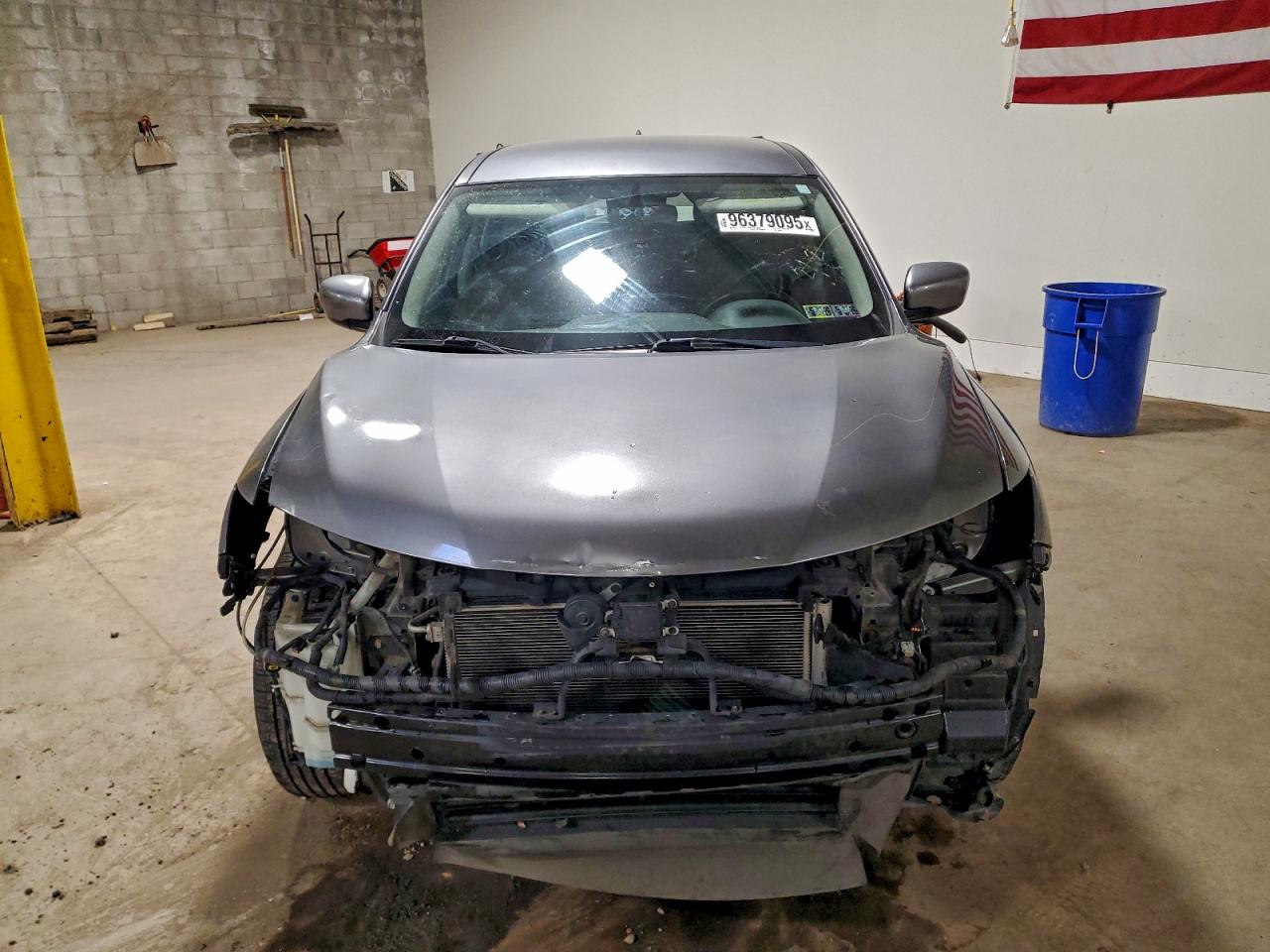 Nissan Rogue S Image 2