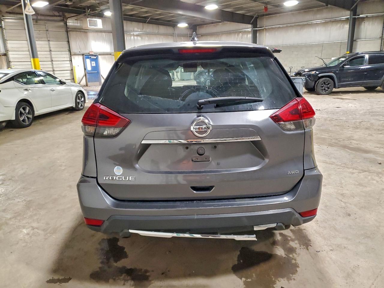 Nissan Rogue S Image 13