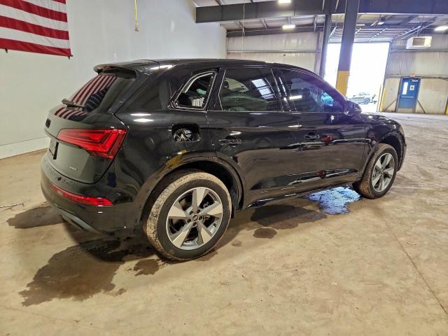 Audi Q5 Premium Plus 40 Image 2