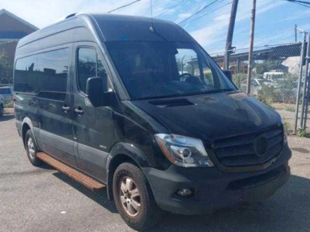  Salvage Mercedes-Benz Sprinter