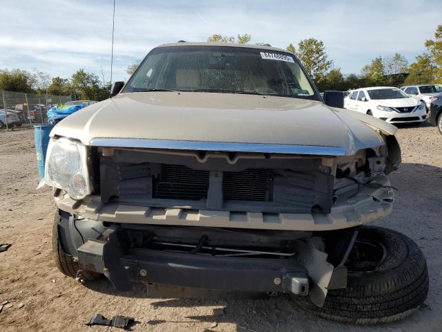 Ford Explorer Xlt Image 4