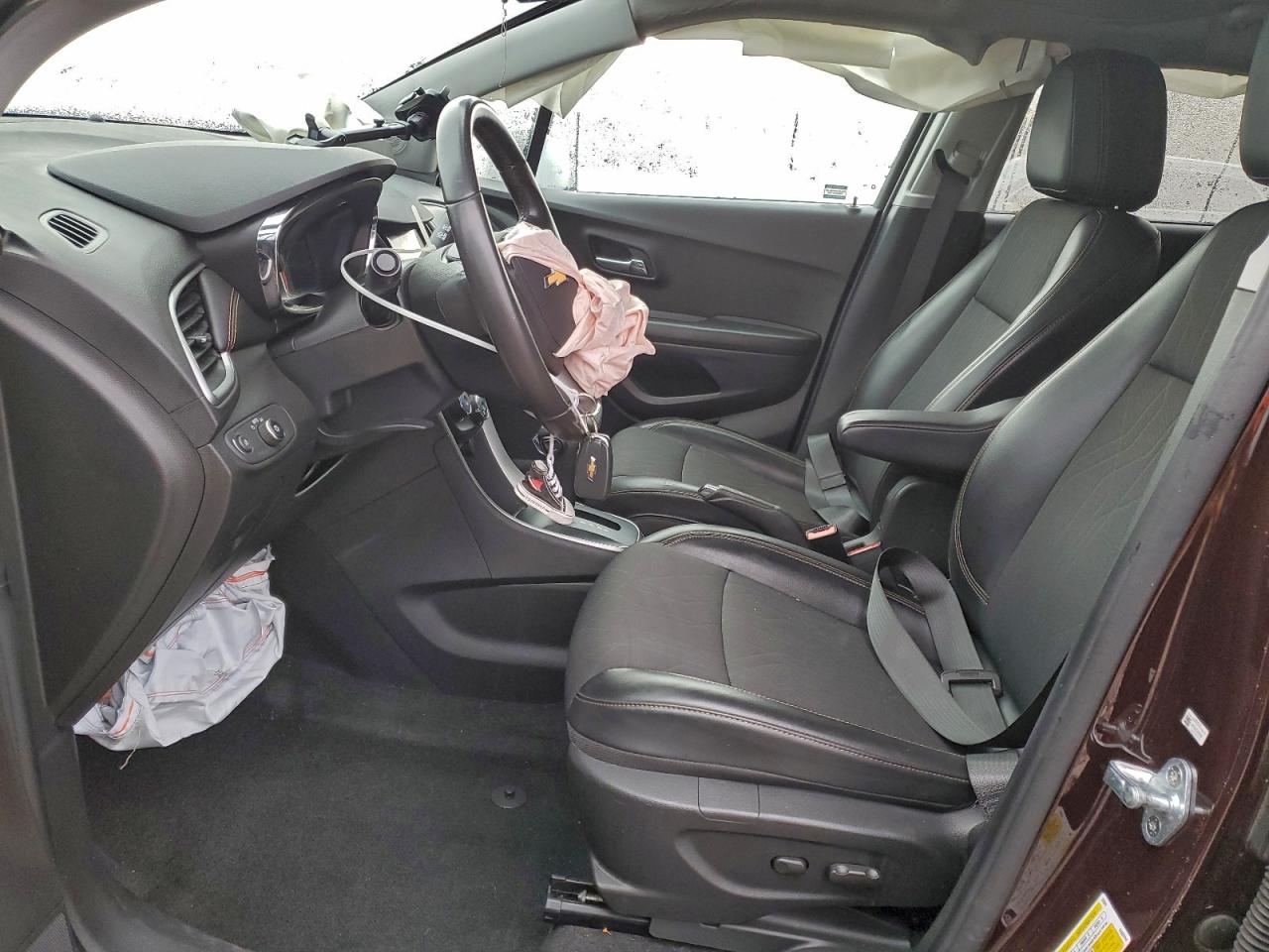 Chevrolet Trax 1lt Image 2