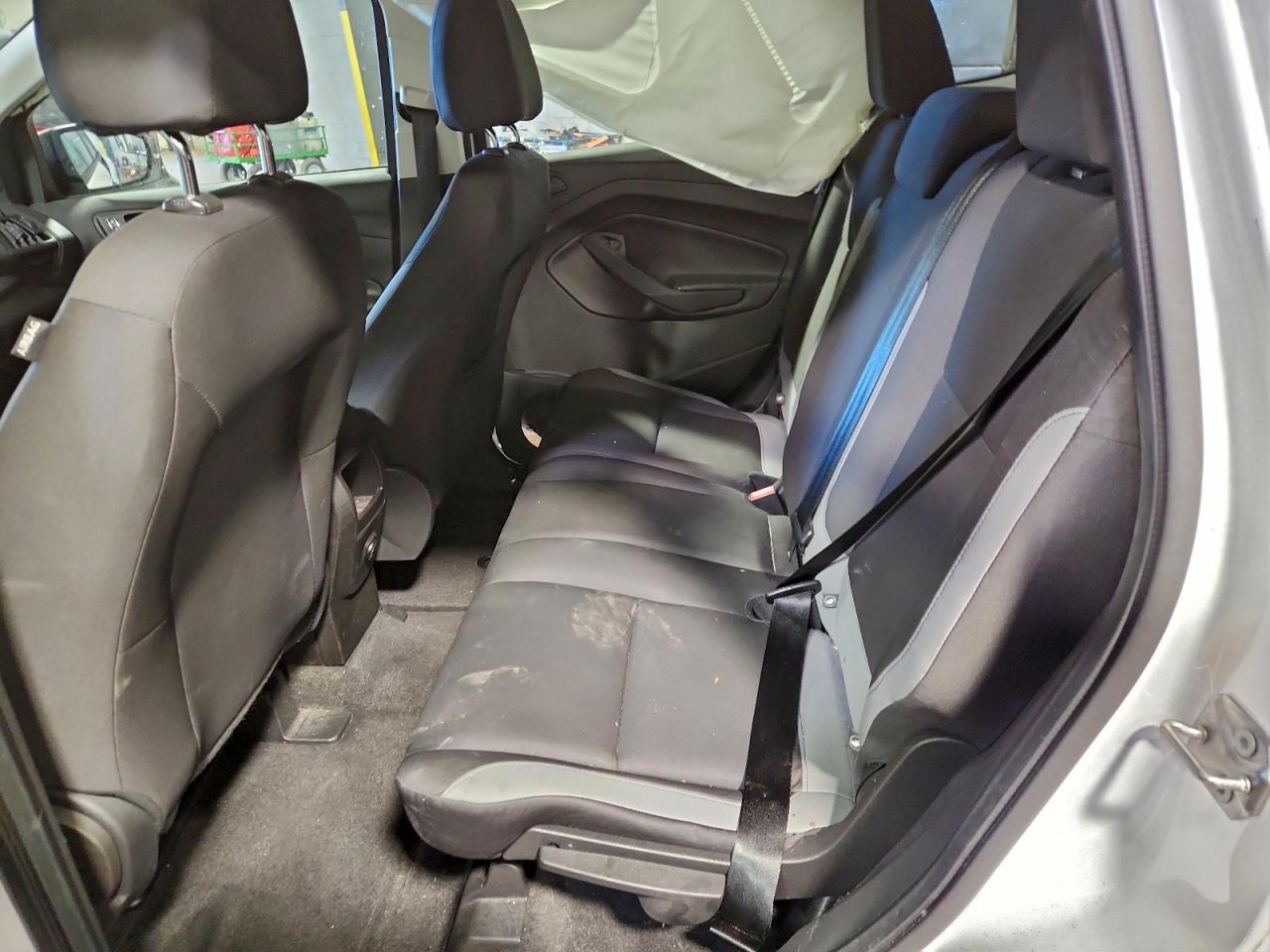 Ford Escape S Image 13