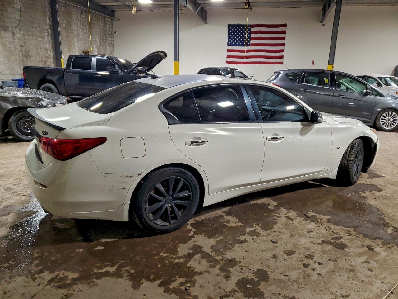 INFINITI Q50 Base Image 3