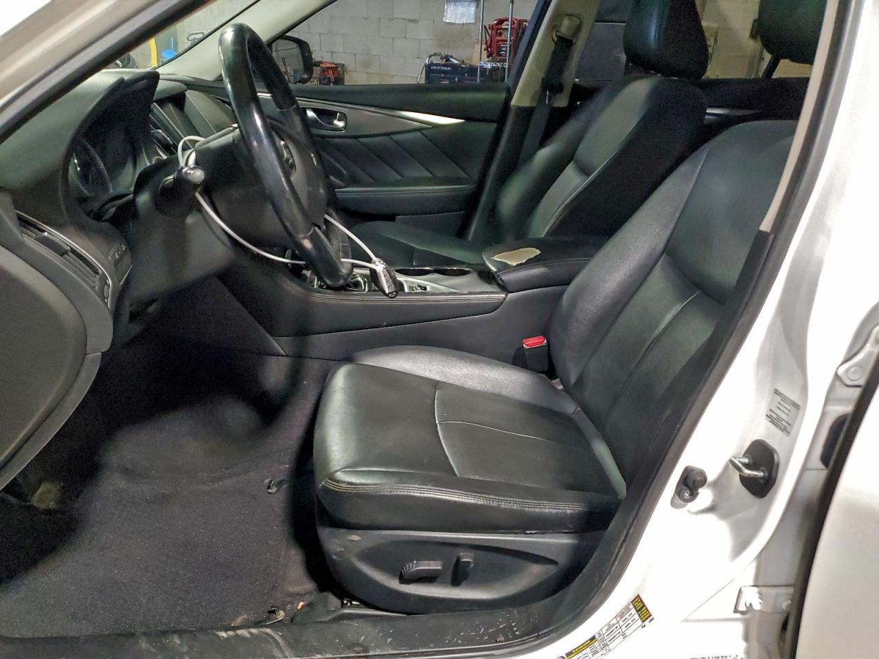 INFINITI Q50 Base Image 4