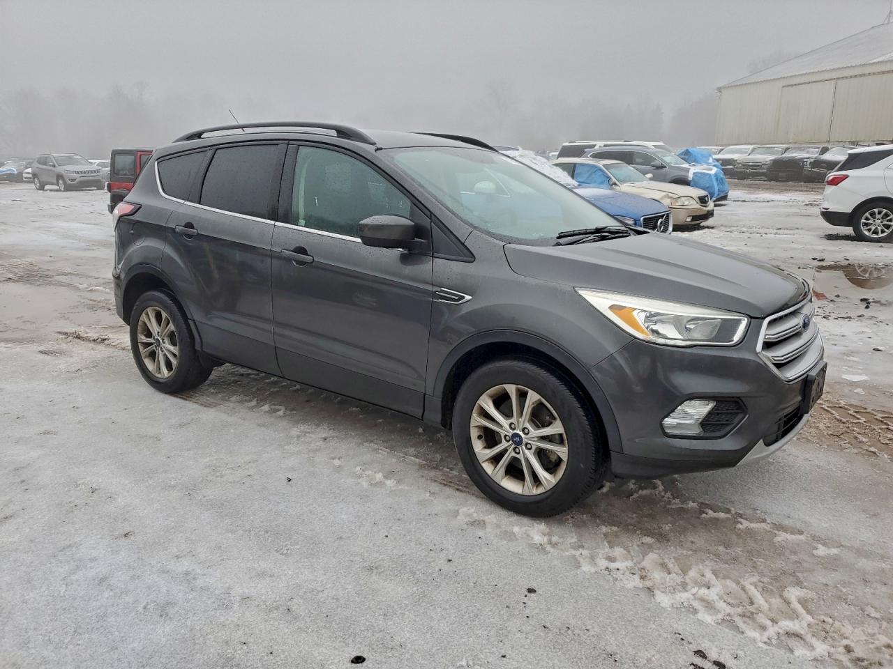 Ford Escape Se Image 3