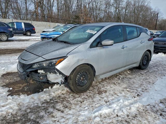  Salvage Nissan LEAF