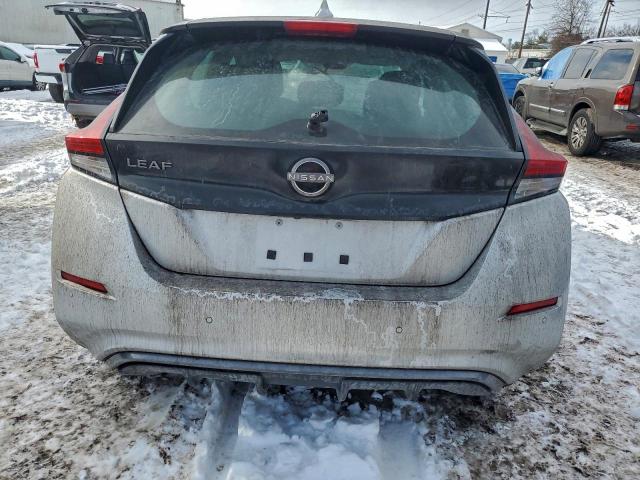 Nissan LEAF S Image 4