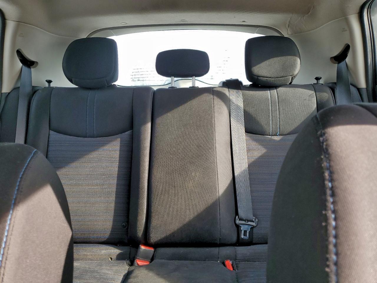 Nissan LEAF S Image 11