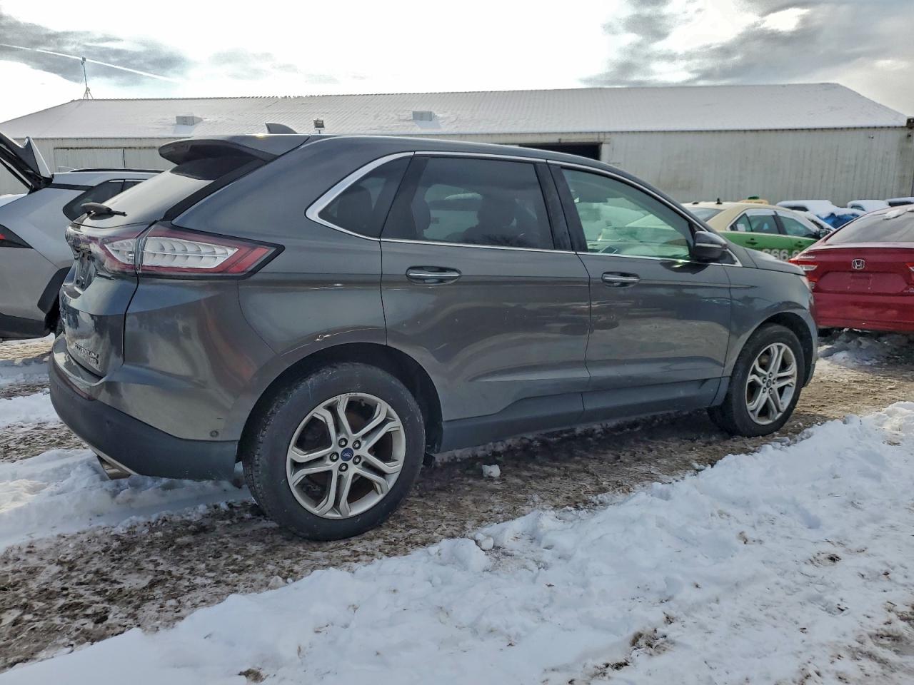 Ford Edge Titanium Image 4