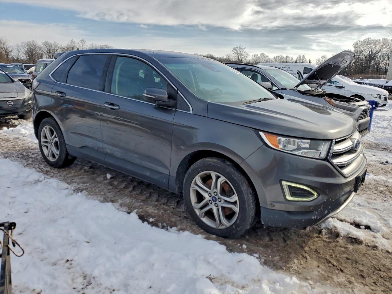 Ford Edge Titanium Image 2