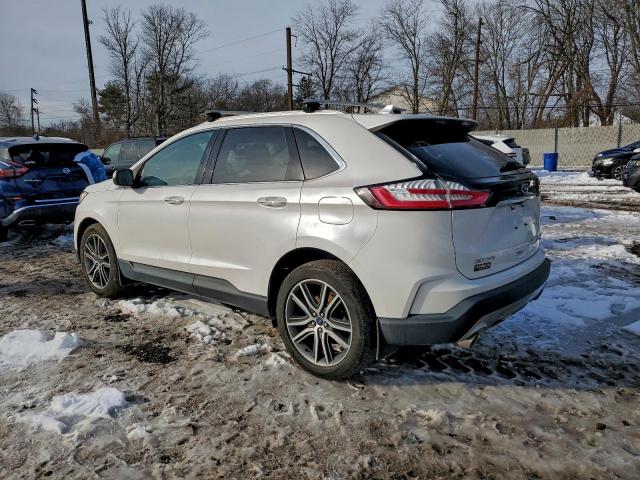 Ford Edge Titanium Image 3