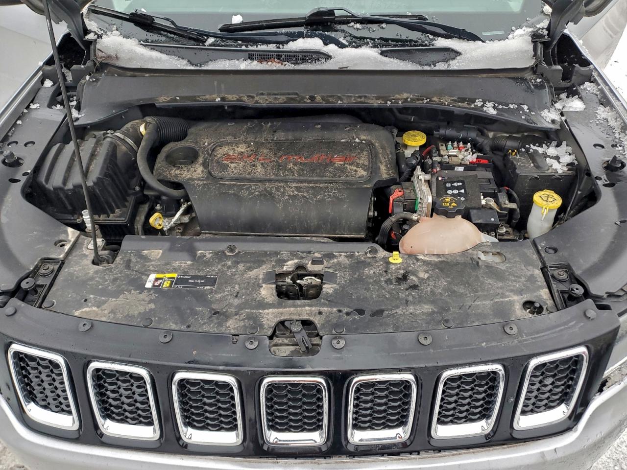 Jeep Compass Latitude Image 11